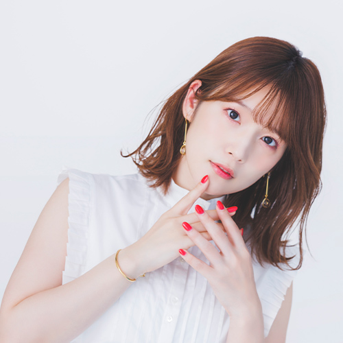 内田 真礼